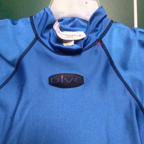 Divegear USA Rashguard Quick Dry Surf Shirt - Unisex XL - Picture 2 of 7
